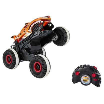 Hot Wheels Monster Trucks Remote Control Car, Unstoppable Tiger Shark with Tread Attack Tires and Terrain Stomp Technology, 1:15 Scale, Toys for Ages 4 and Up, HGV87